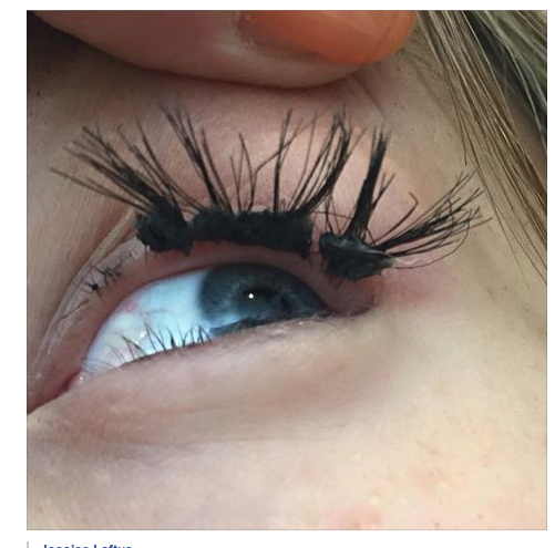 8 Reasons Why Strip False Eyelashes Trump Eyelash Extensions